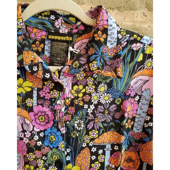 Nooworks Joyce Magical Mushroom Top Size Small - Picture 2 of 2